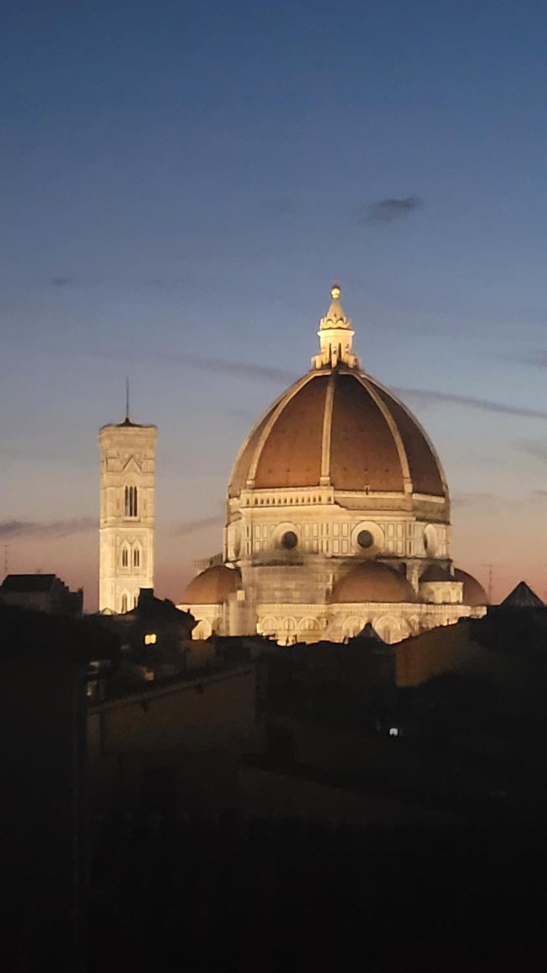 The Heart Of With View Gjestgiverier Firenze