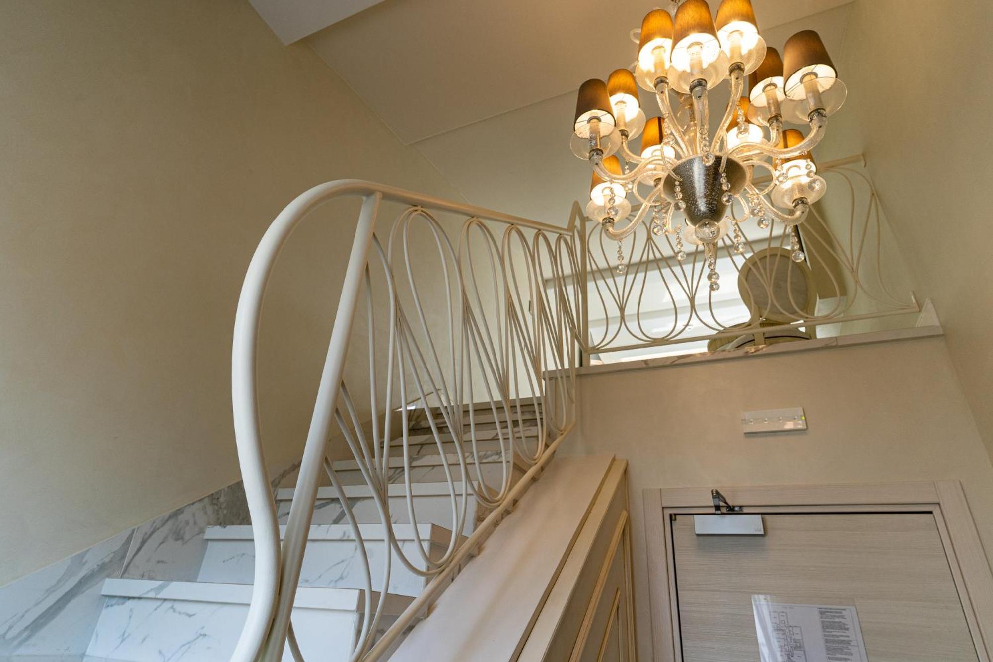 Hotell The Moon Boutique & 4*