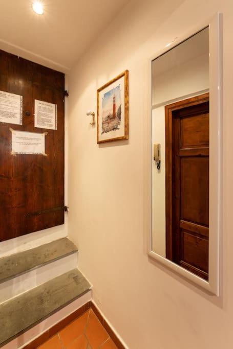 Apartment Keys Of Italy - Corsob 9 - Florentine Close To Palazzo Vecchio Florence