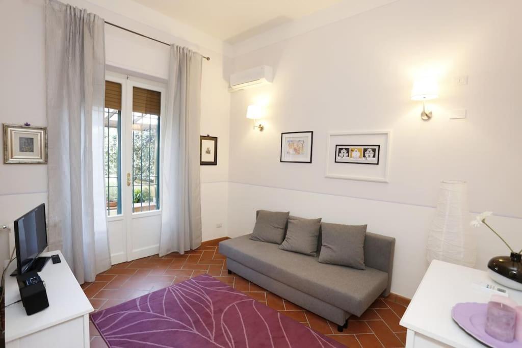 La Violetta Firenze