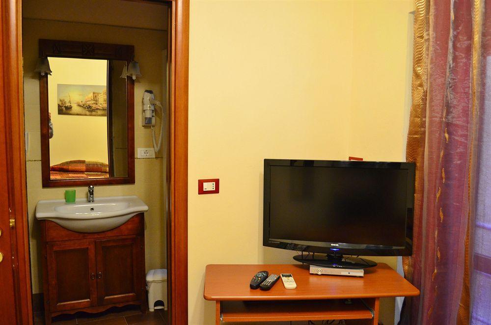 Hotel Ester