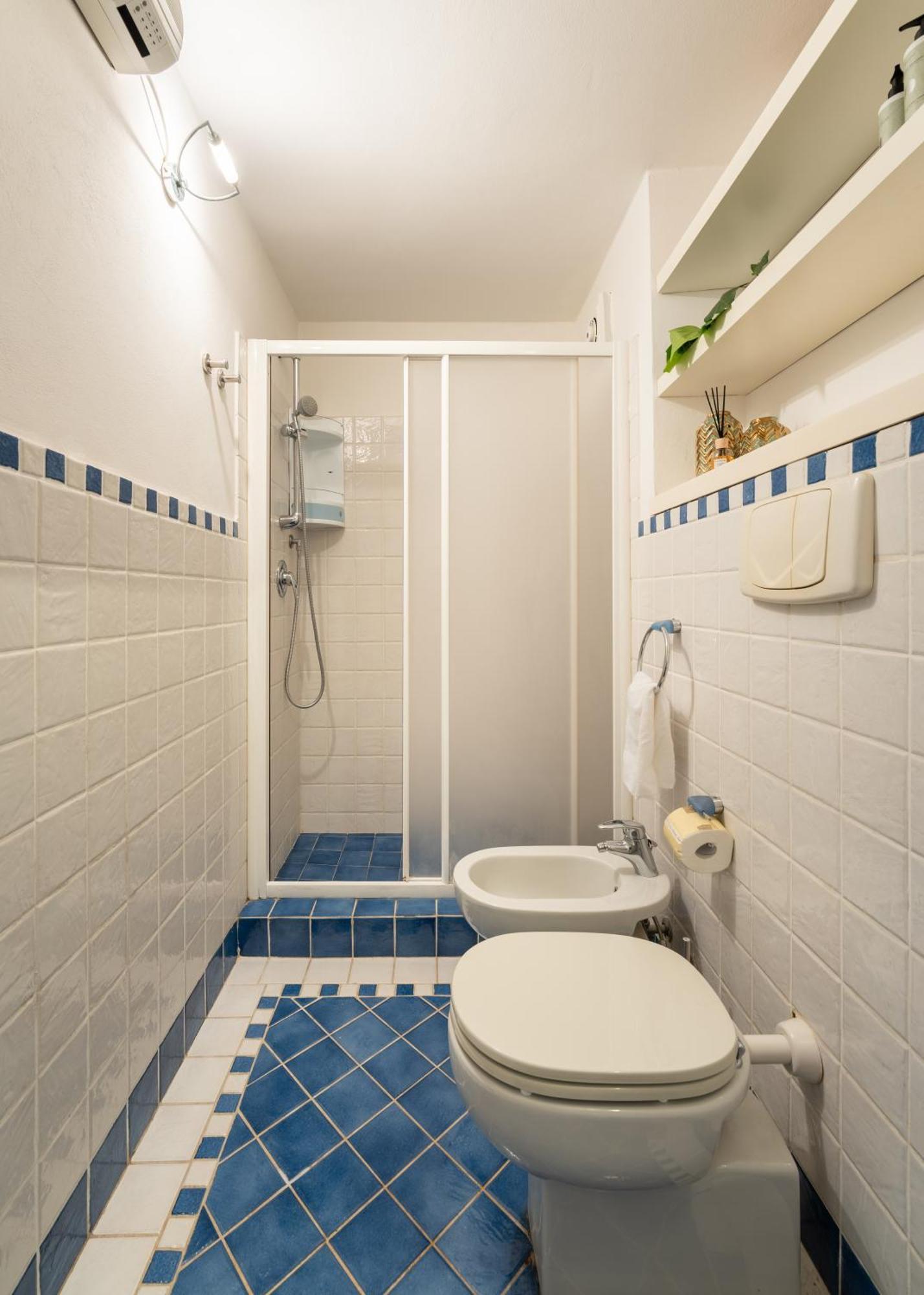 Appartamento Via Cimabue 8b - Charming - Metropolitan Loft In - 20 Minute Walk To Center - Excellent Base For Exploring - Less Than 5 Minute Walk To The Supermarket - Amazing Bakery On The Corner *