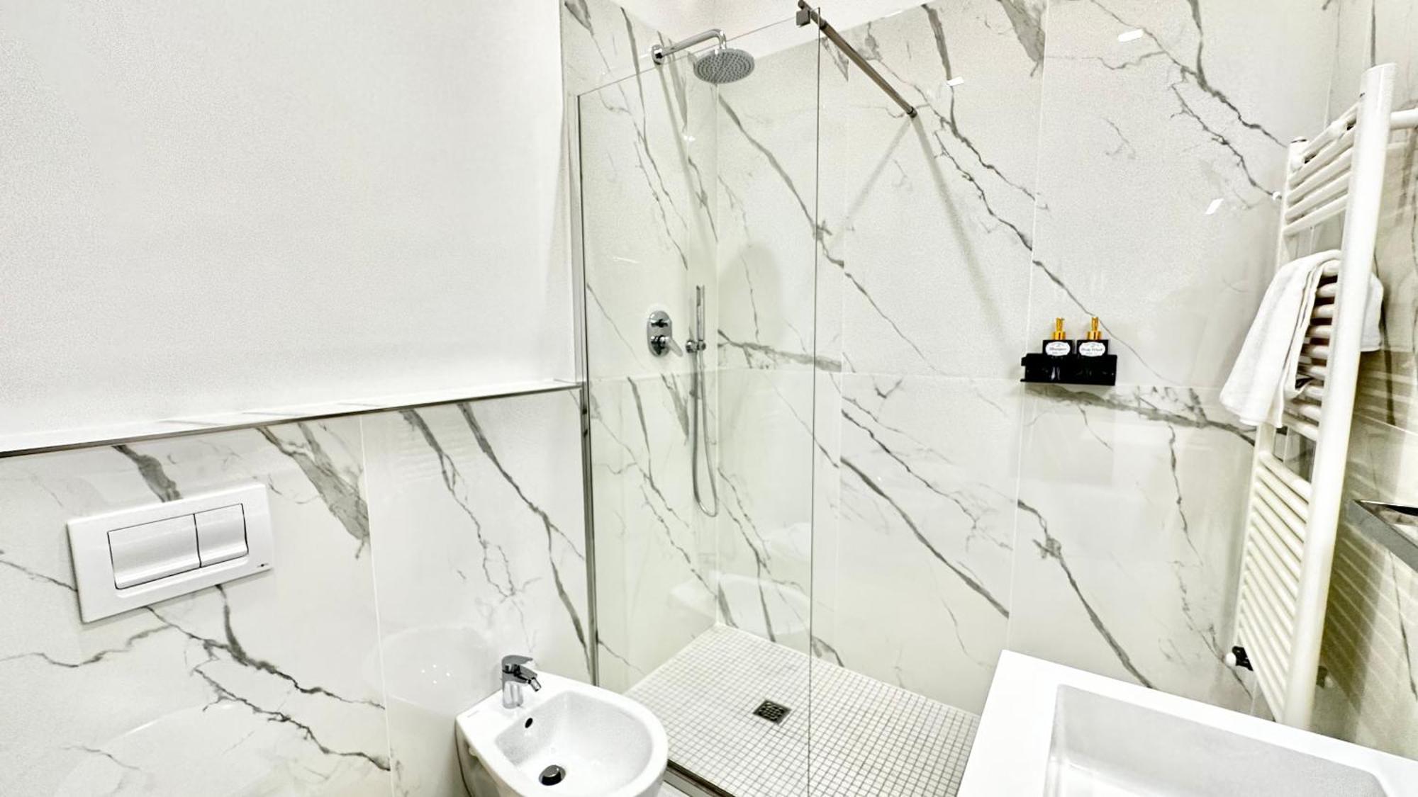 Appartement D'arte, L'oasi