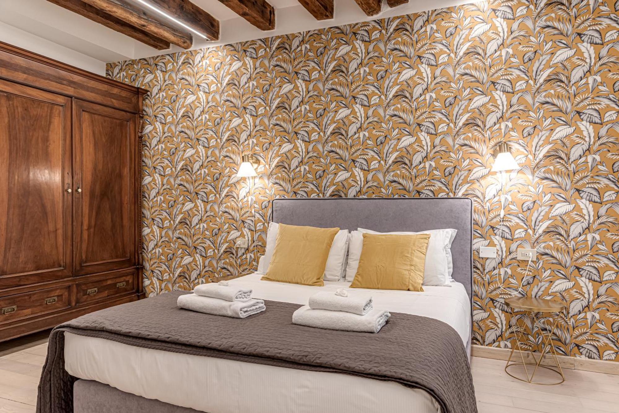 Tornabuoni Center * Firenze