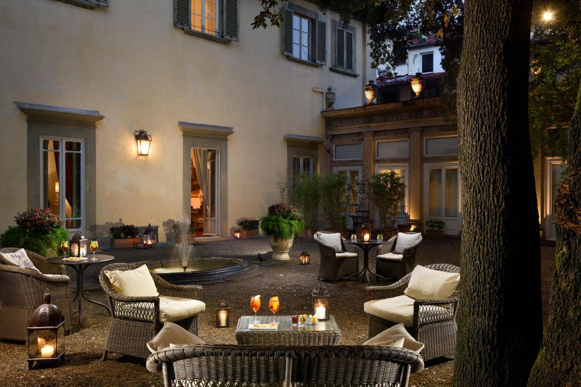 Al Palazzo Del Marchese Di Camugliano Residenza D'epoca Firenze