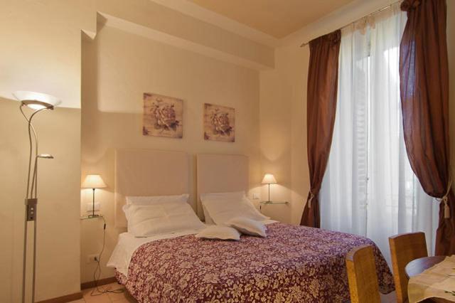 Bed & Bed Peterson Firenze