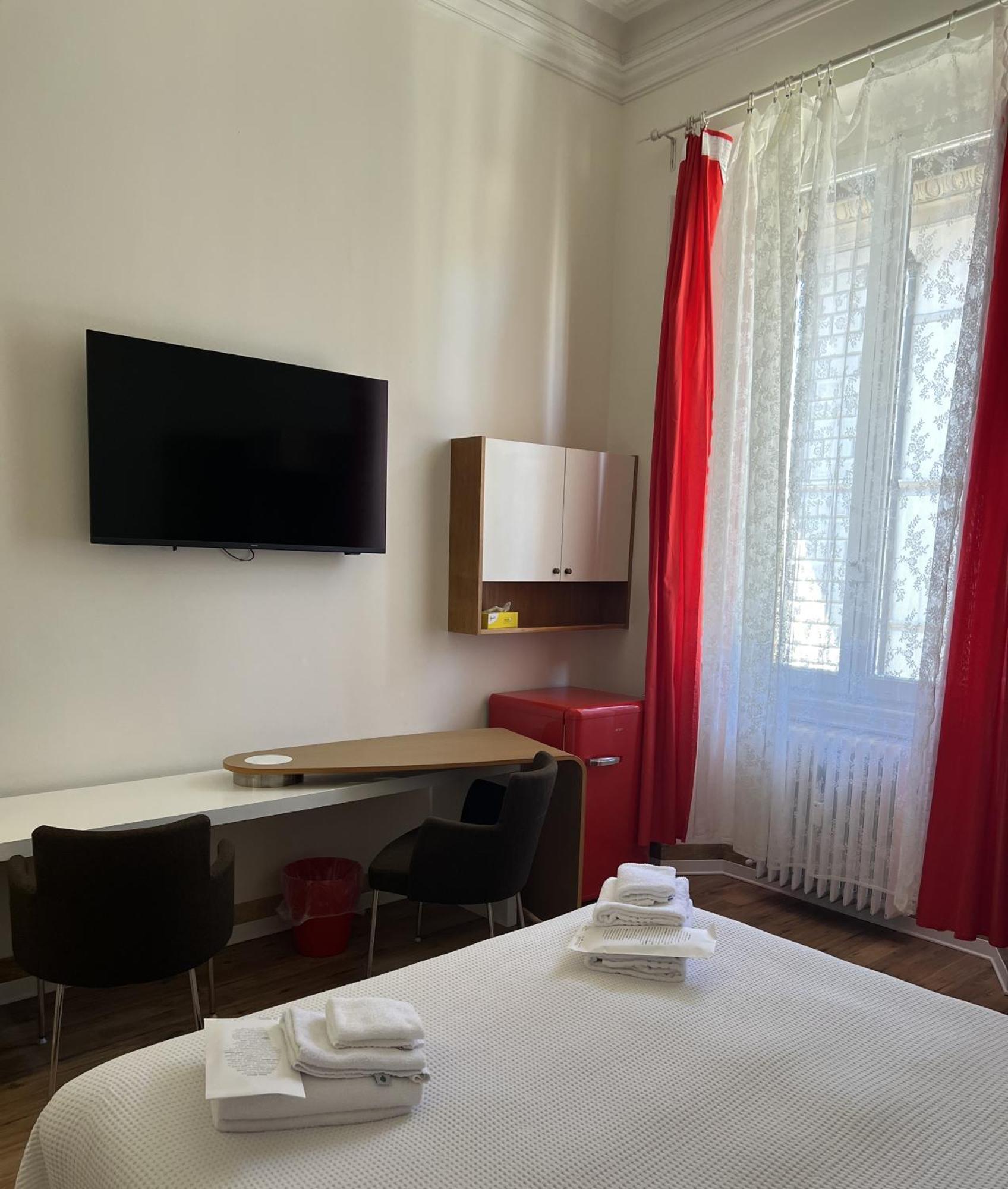 Artemente Bed & Breakfast *