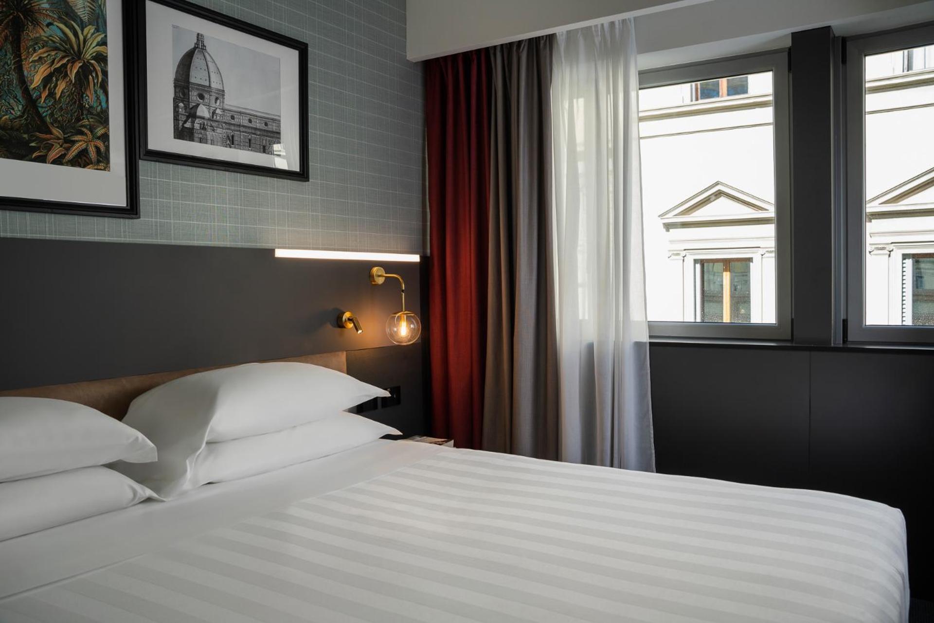 Hotel Iq