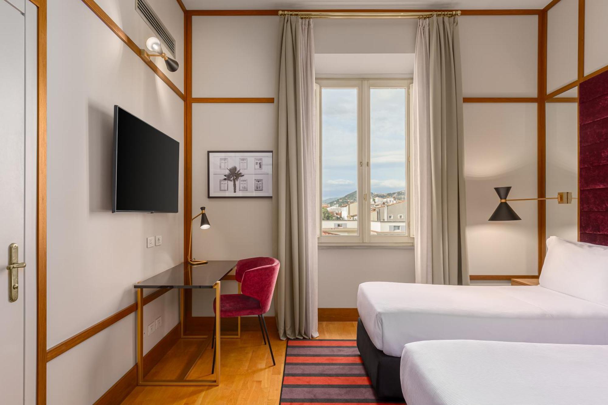 Hotel Carolus 4*