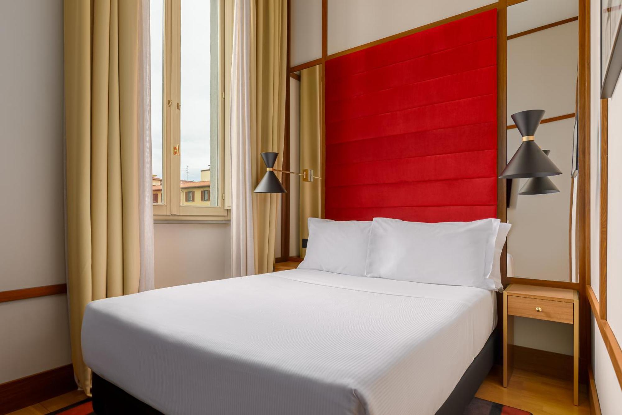 Carolus 4* Firenze