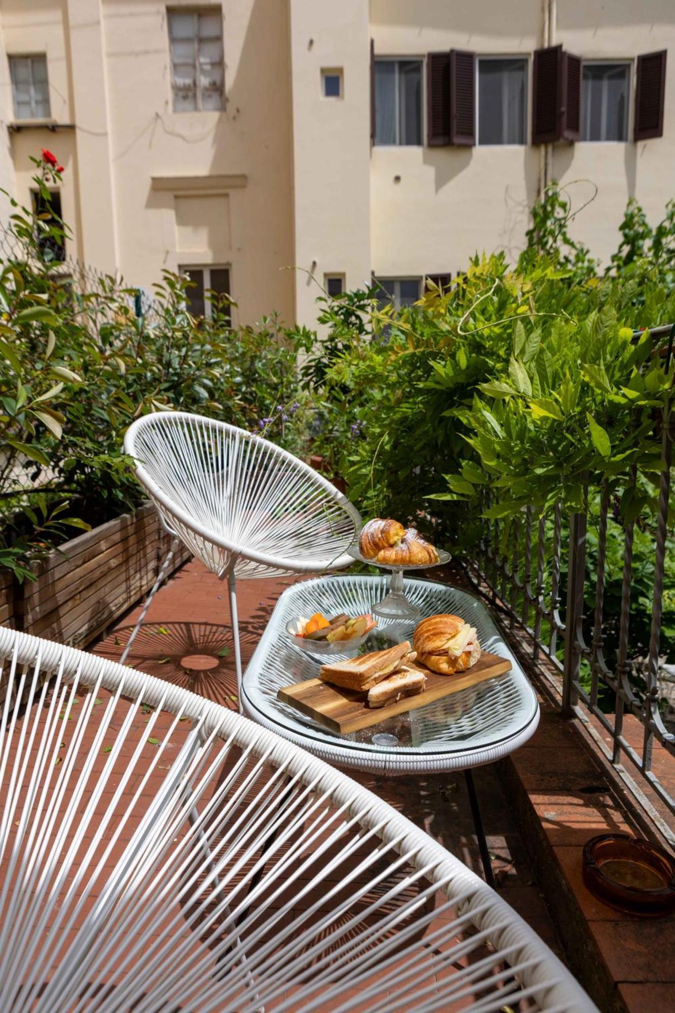 Acomodação com café da manhã  Secret Garden