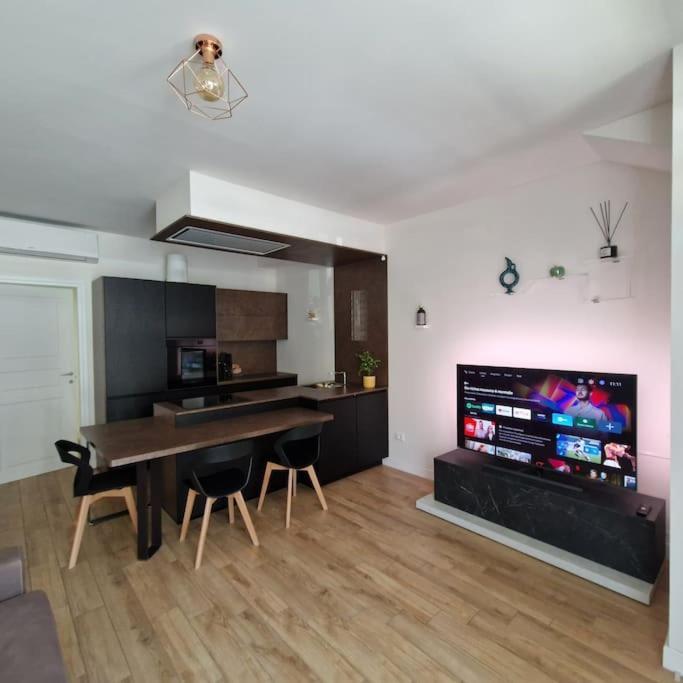 Apartamento Luigi's Careggi Rifredi E Posto Auto Florença