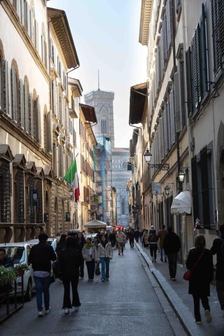 Patri House A Due Passi Dal Duomo Firenze