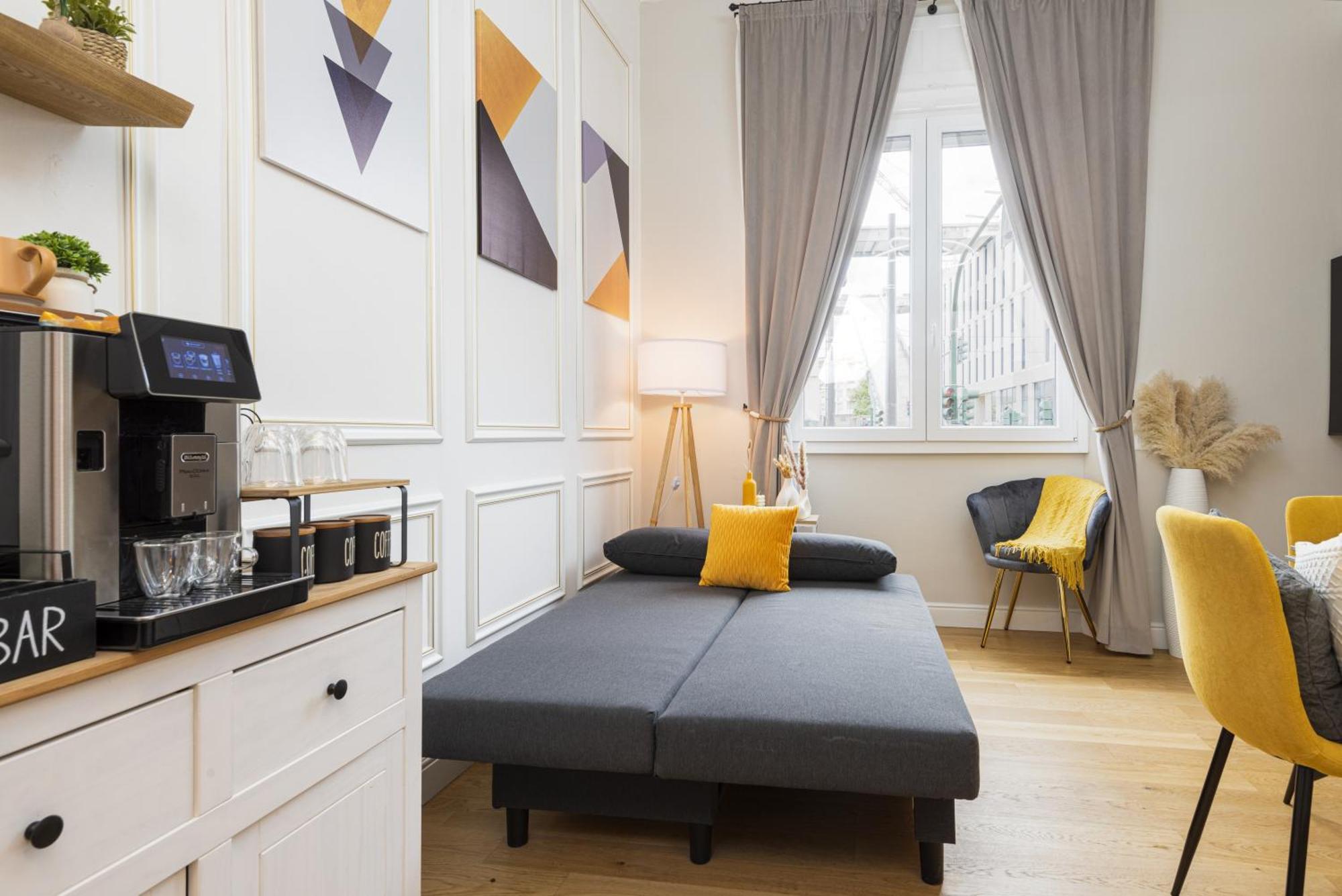 Elegante Con Giardino Privato, Jacuzzi Nel Cuore Di Apartamento