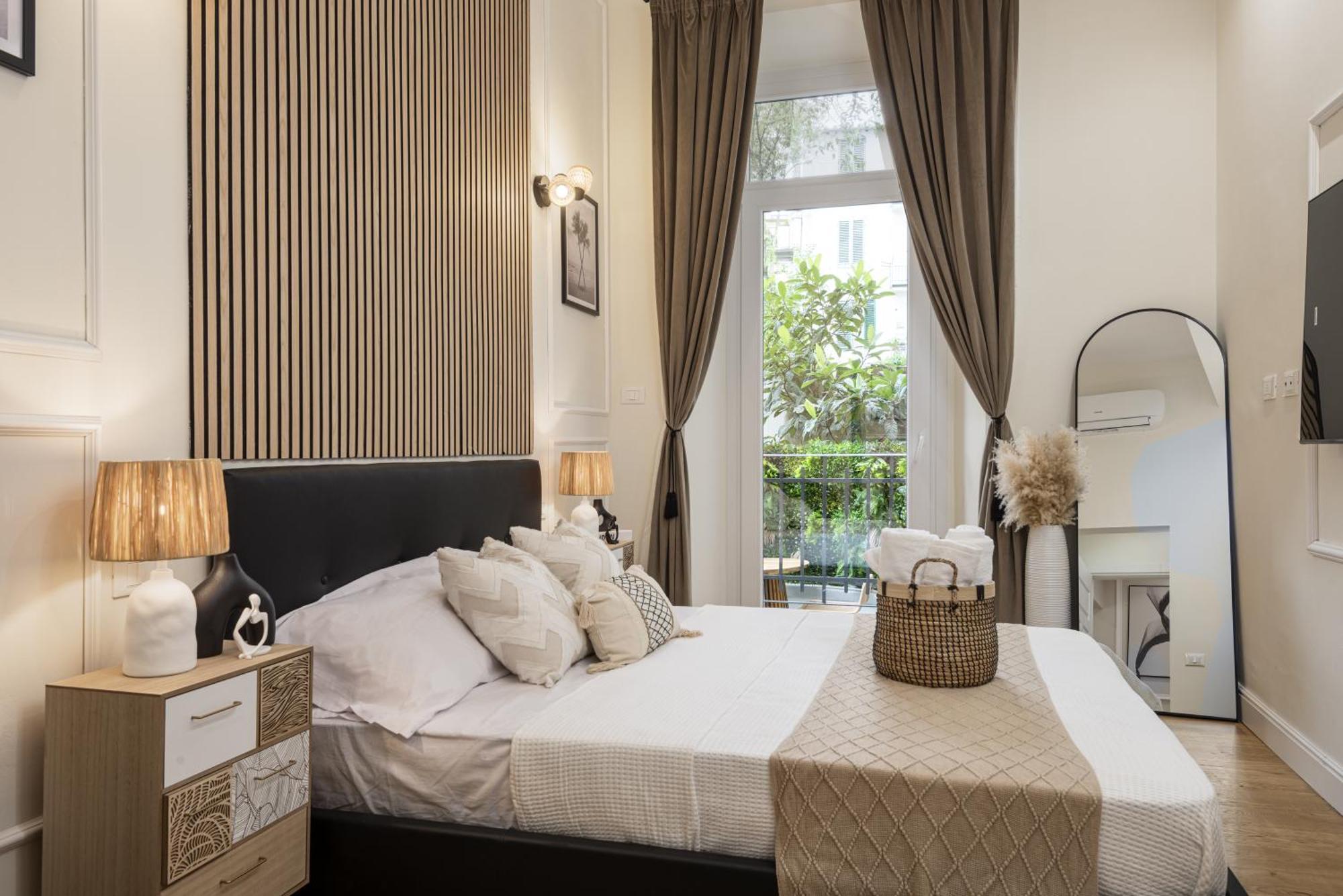 Apartamento Elegante Con Giardino Privato, Jacuzzi Nel Cuore Di *