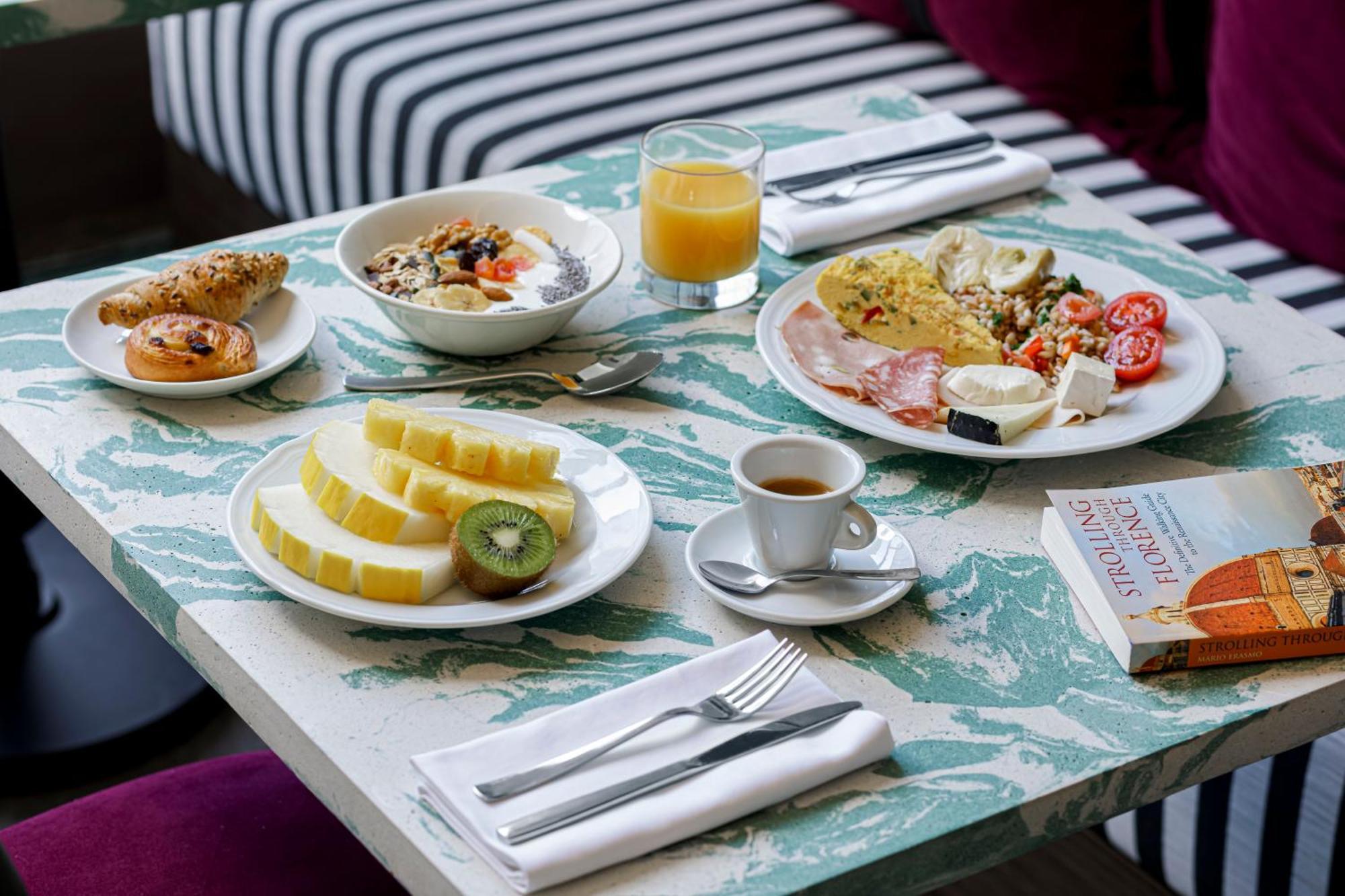 Hotel Carolus 4*