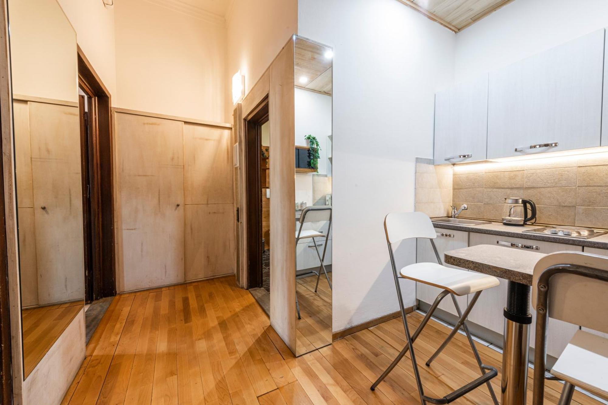 The Luxor - Giacomini Apartment