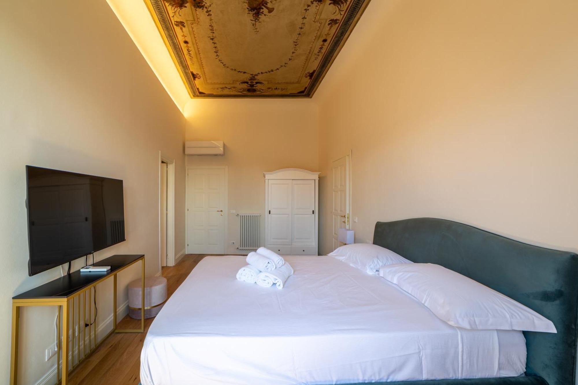 Residenza D'epoca Palazzo Salviati Quaratesi *