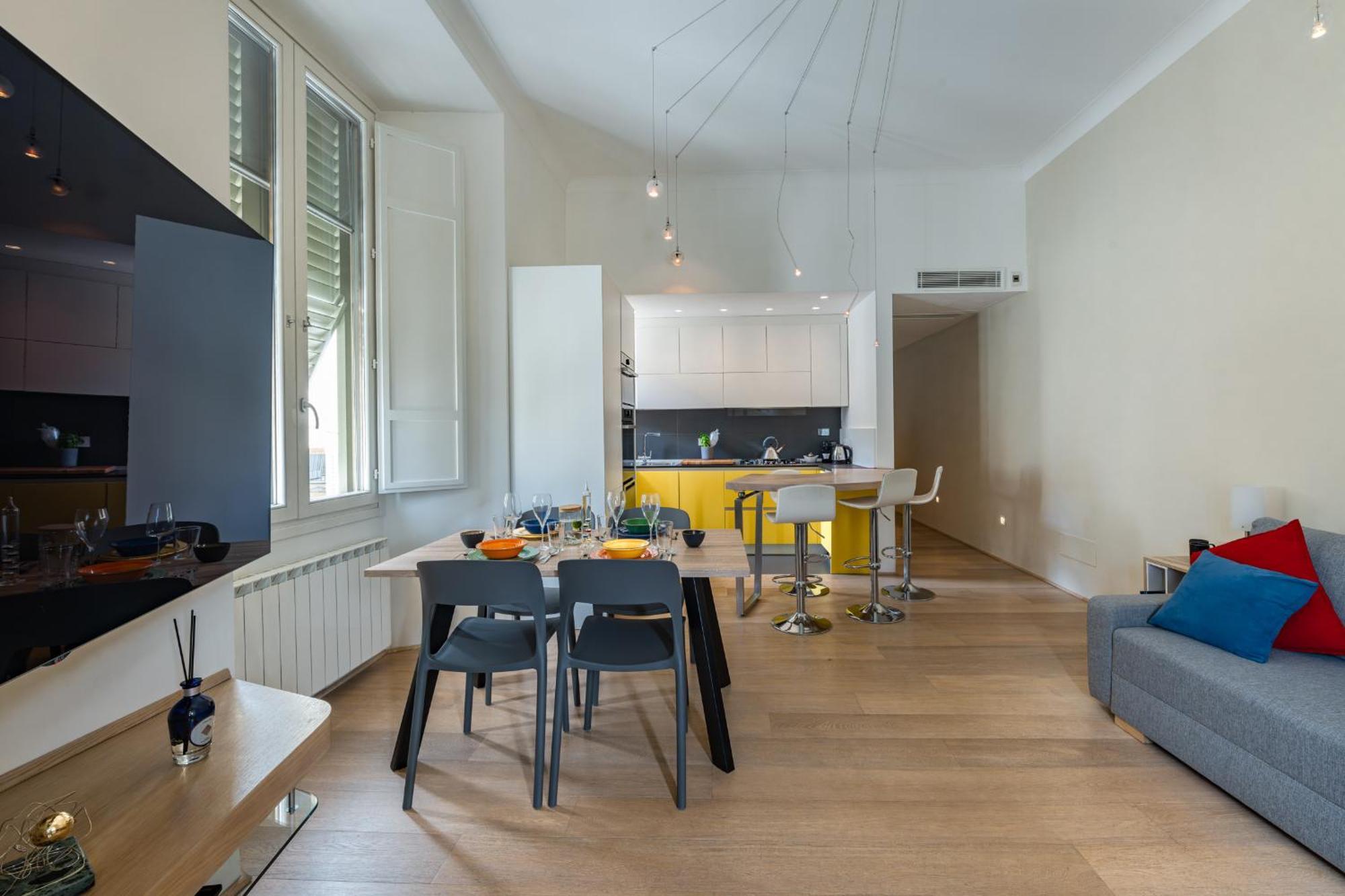 Quiet Designer Flat With Private Rooftop Terrace Firenze
