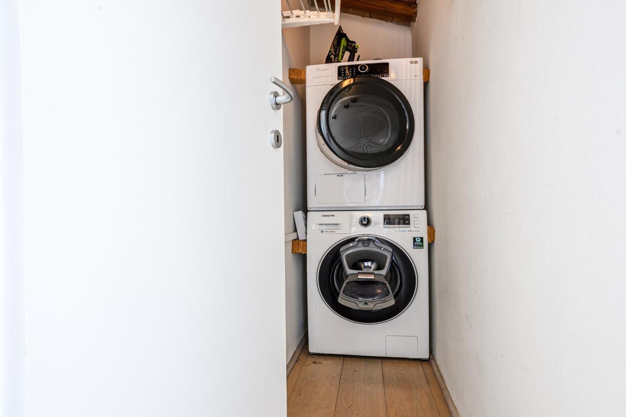 Leilighet Quiet Designer Flat With Private Rooftop Terrace