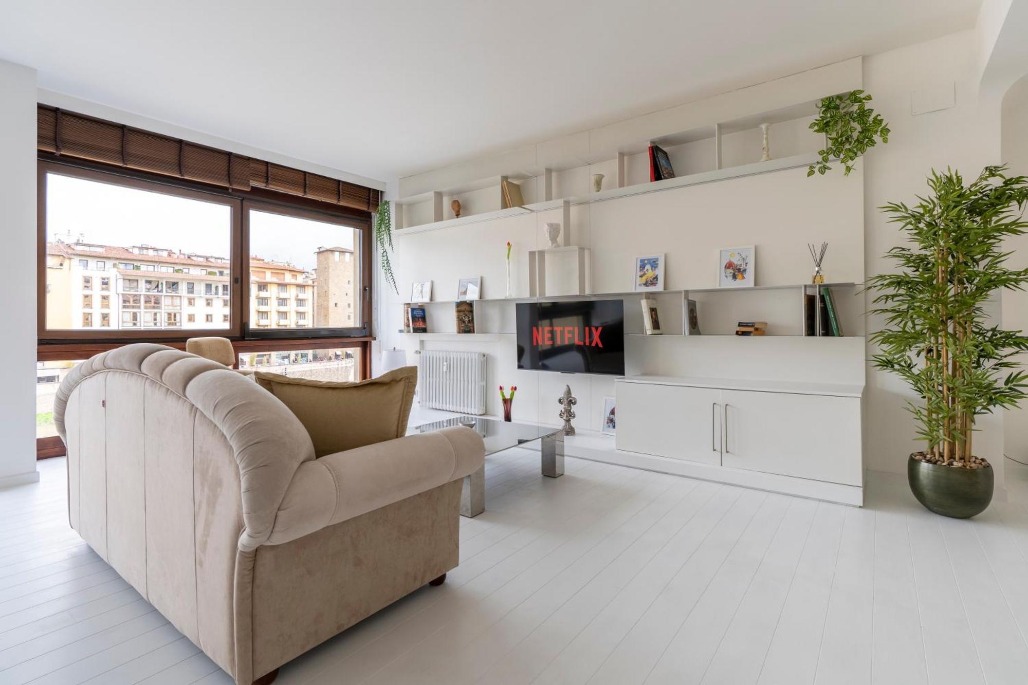 Ponte Vecchio Vista -floating On The Arno- Appartement