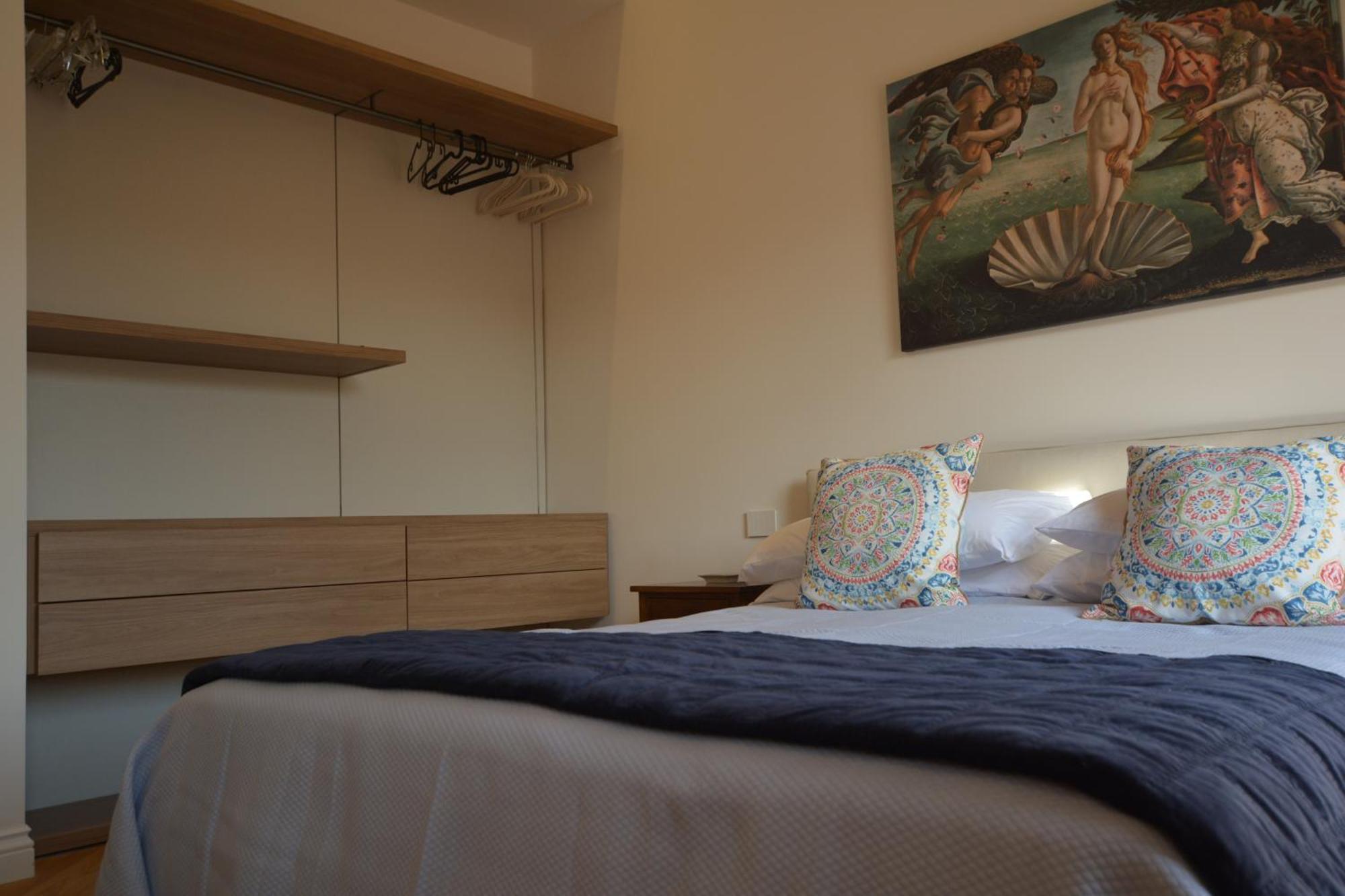 Servi Elegant With Terrace Appartement *