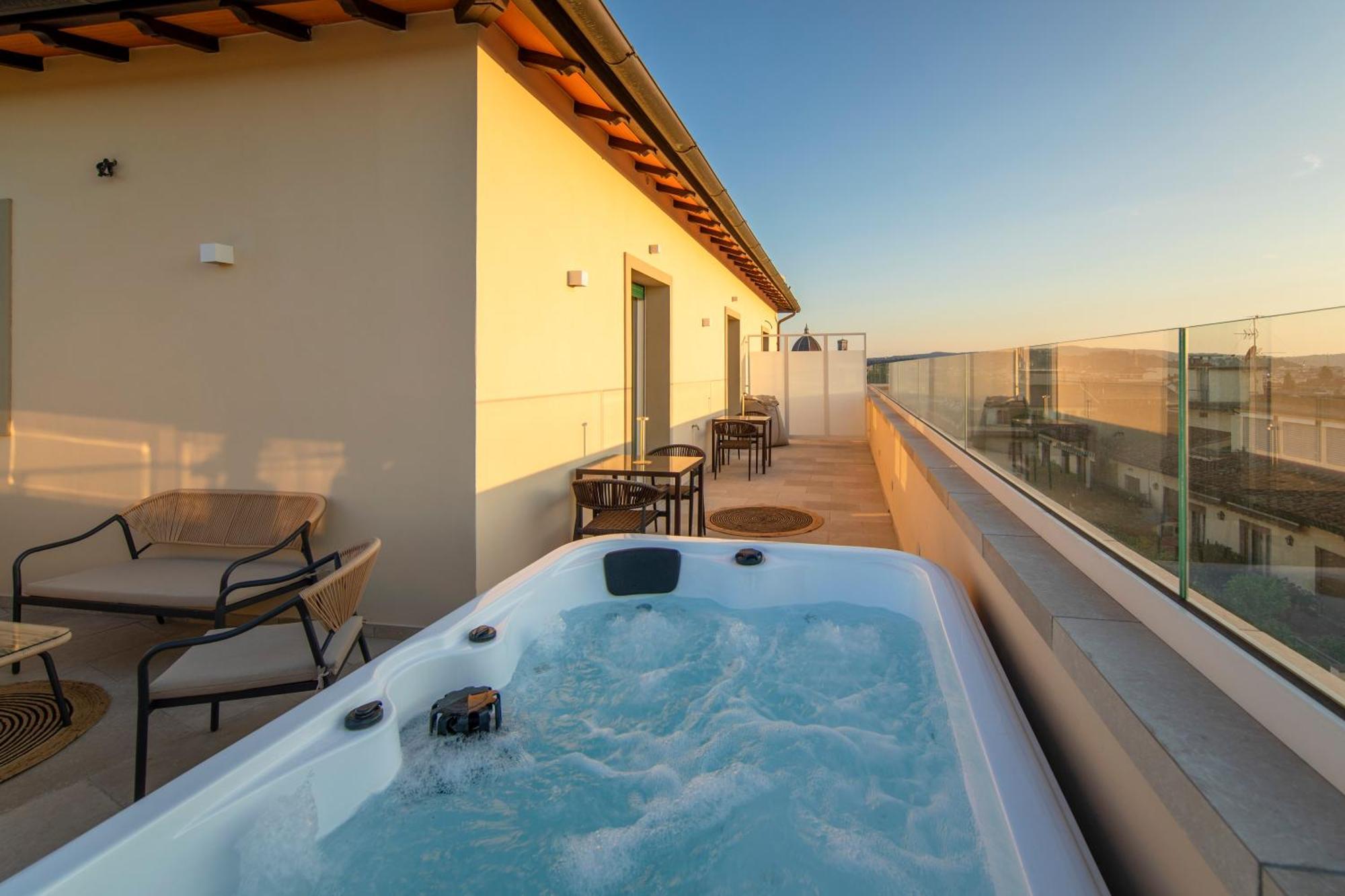 Penthouse With Terrace Over Appartamento