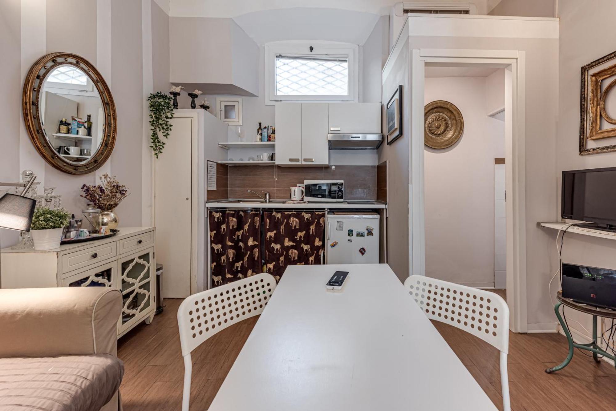Cathedral Studio, San Lorenzo Apartment Florence