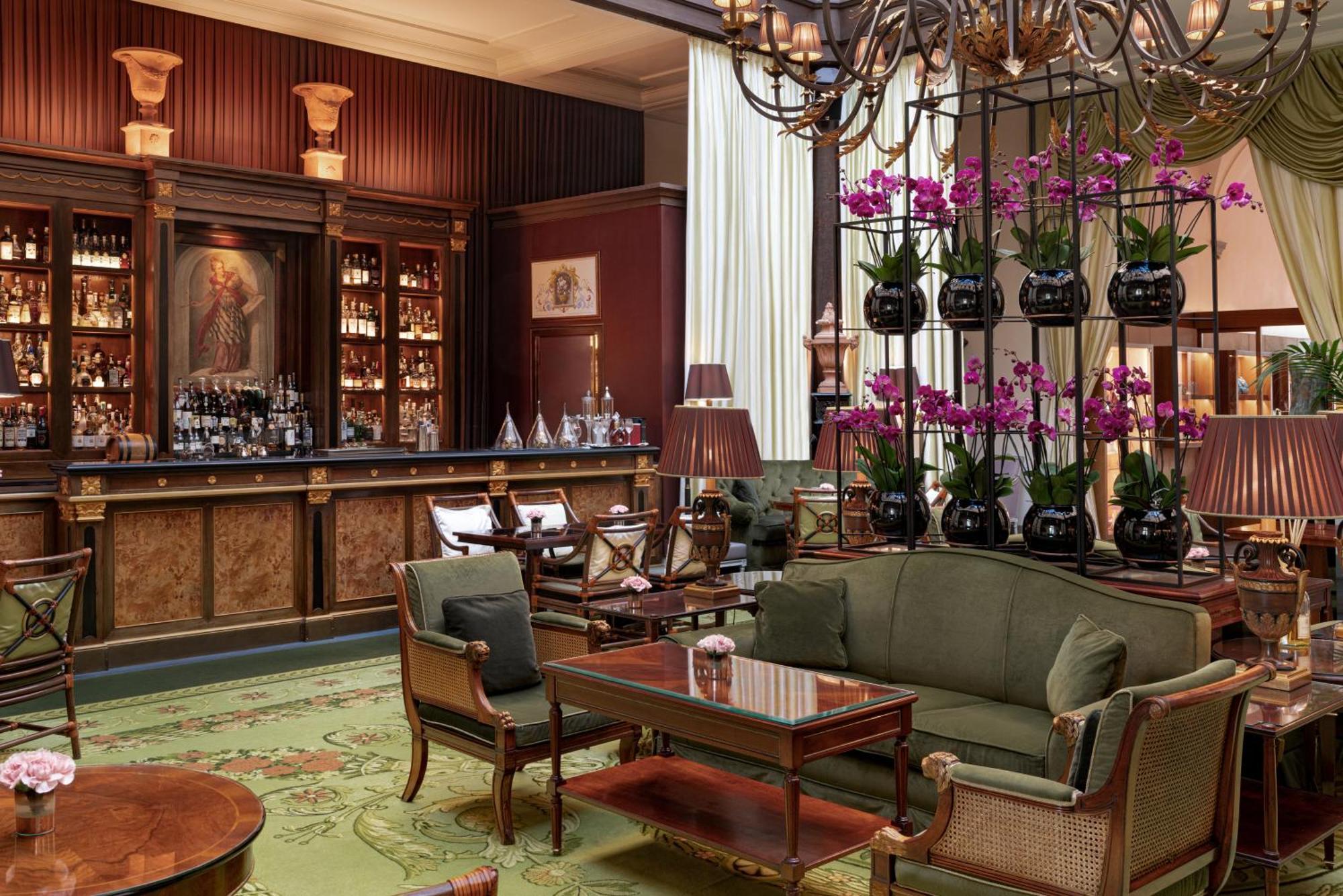 Four Seasons Hotel