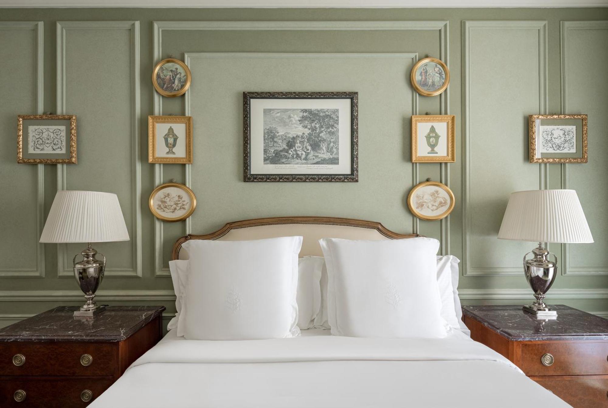 Four Seasons 5*