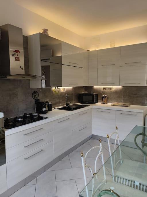 2 Stanze Appartement *