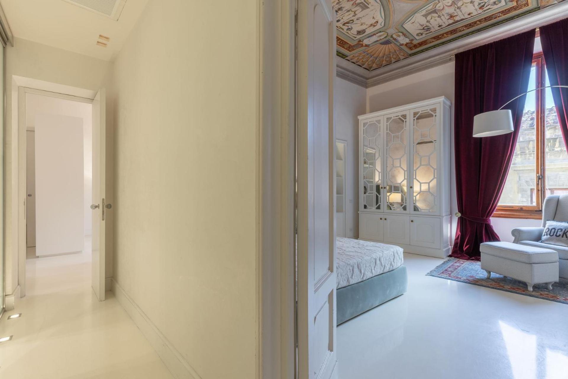 Luxury With Big Terrace In * Firenze