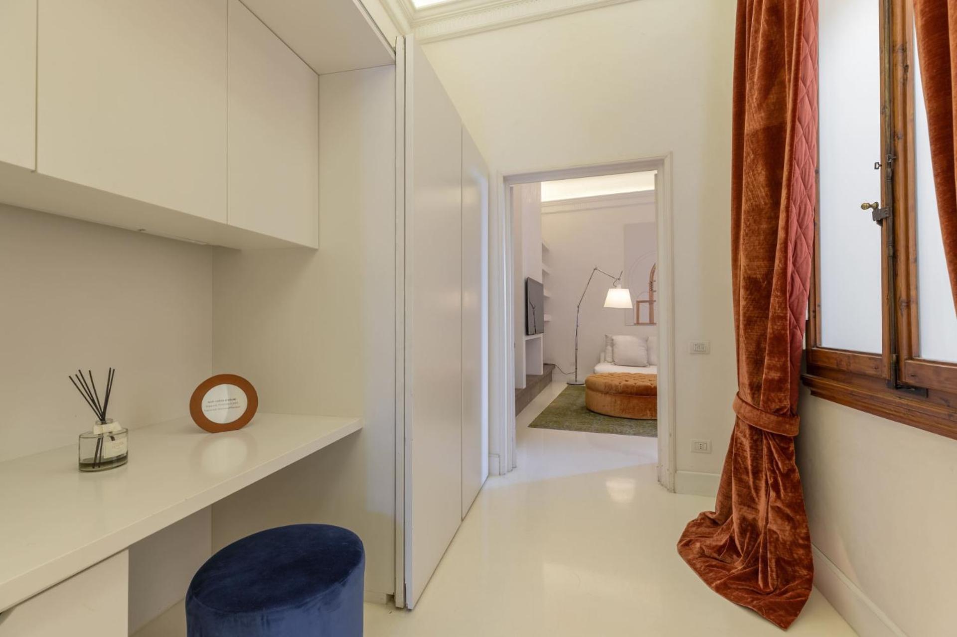Luxury With Big Terrace In Lejlighedshotel Firenze