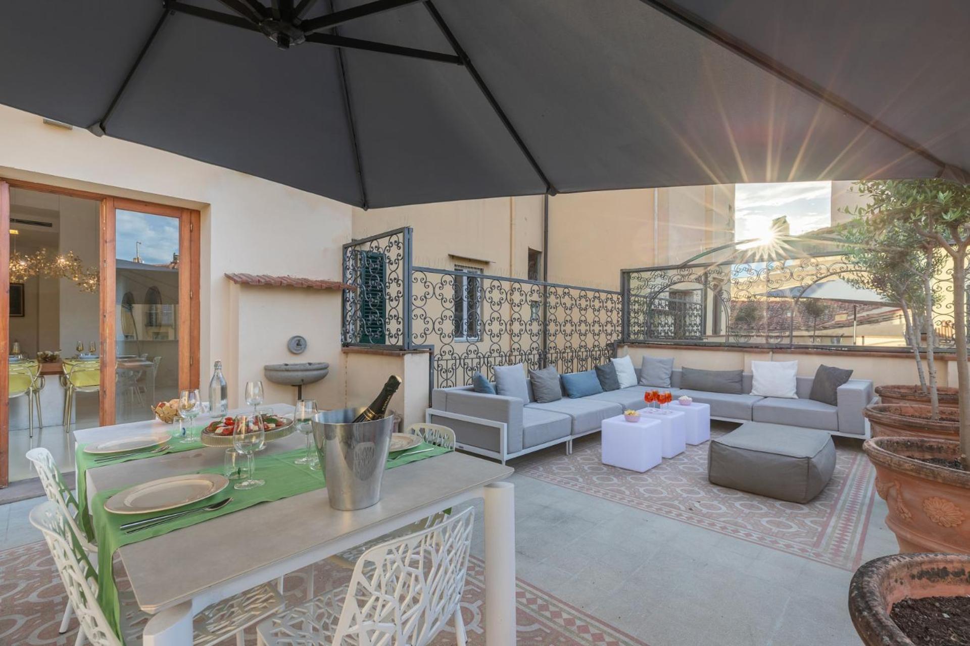 Luxury With Big Terrace In * Firenze