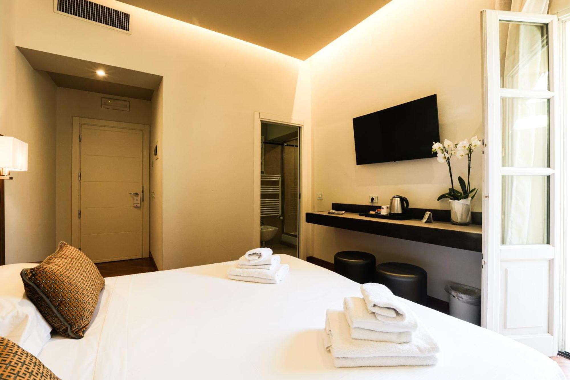 Hotel Embassy 4*