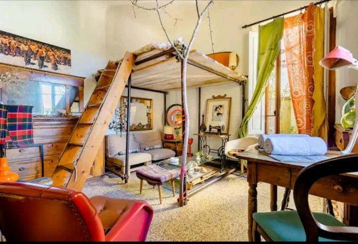 Urban Utopia Bed & Breakfast