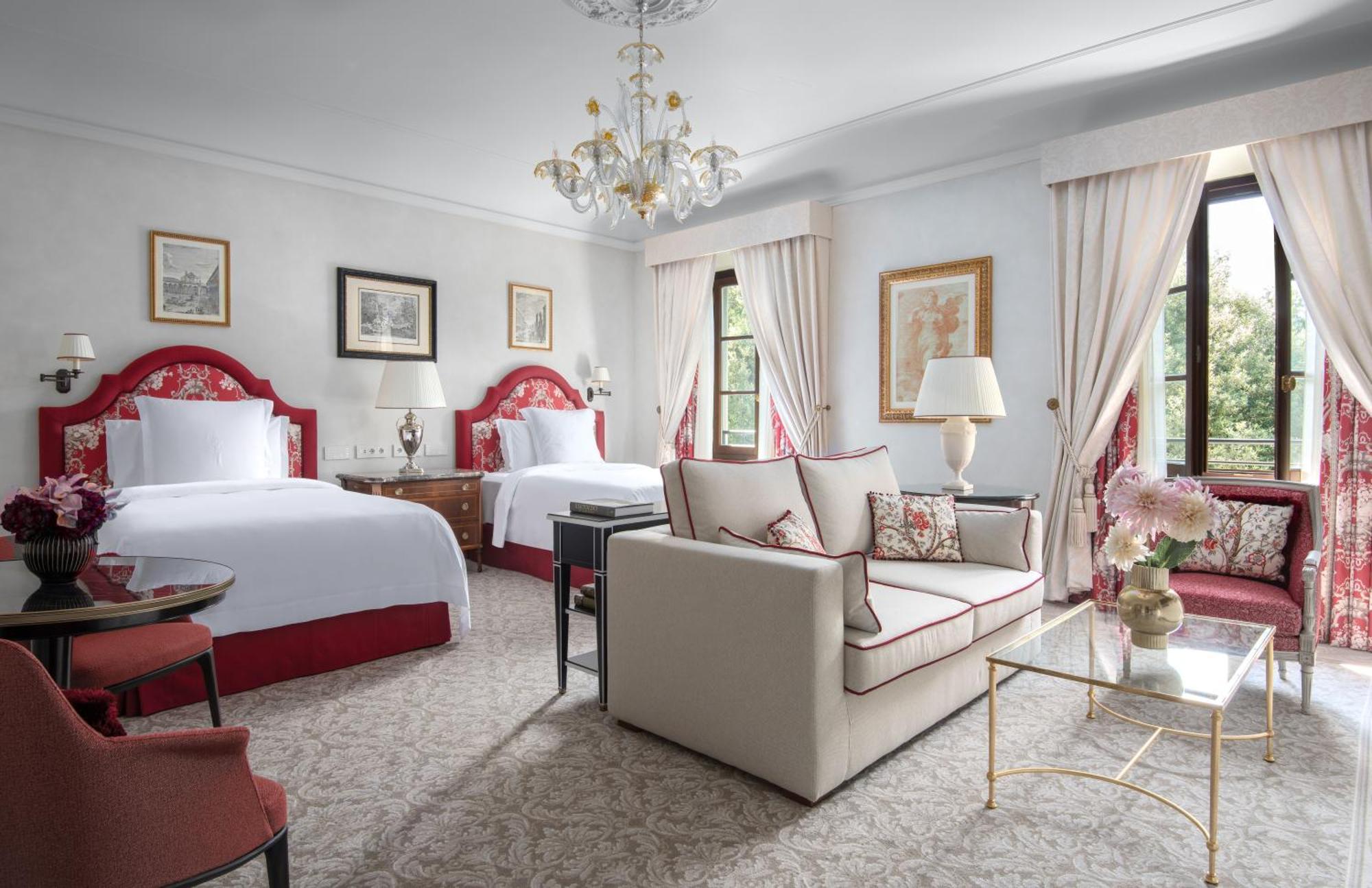 Hotel Four Seasons 5*