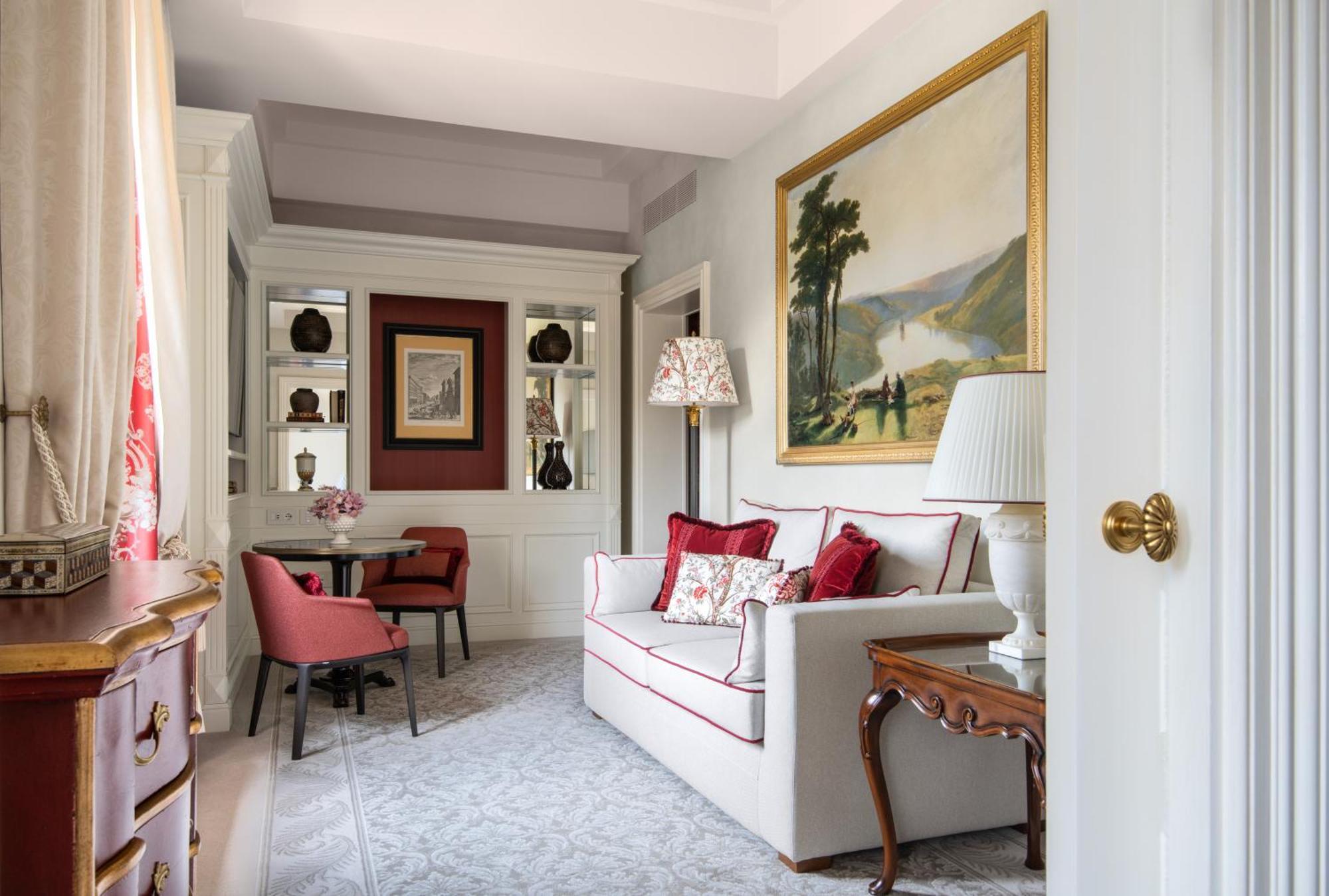 Hotel Four Seasons 5*