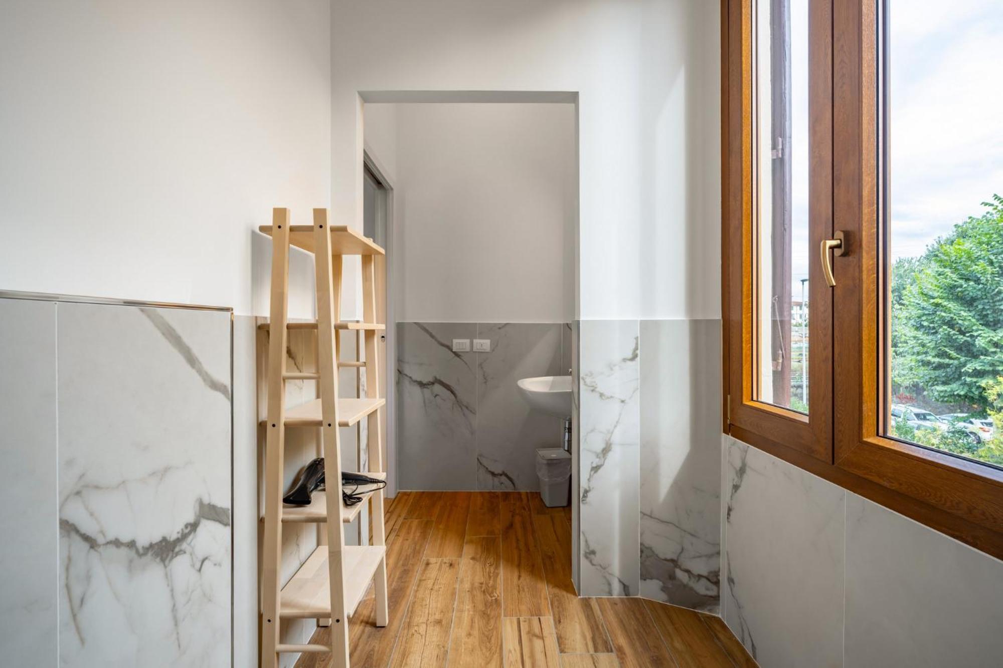 Casa Di Ebe - Campo Di Marte Flat With Balcony Appartamento Firenze