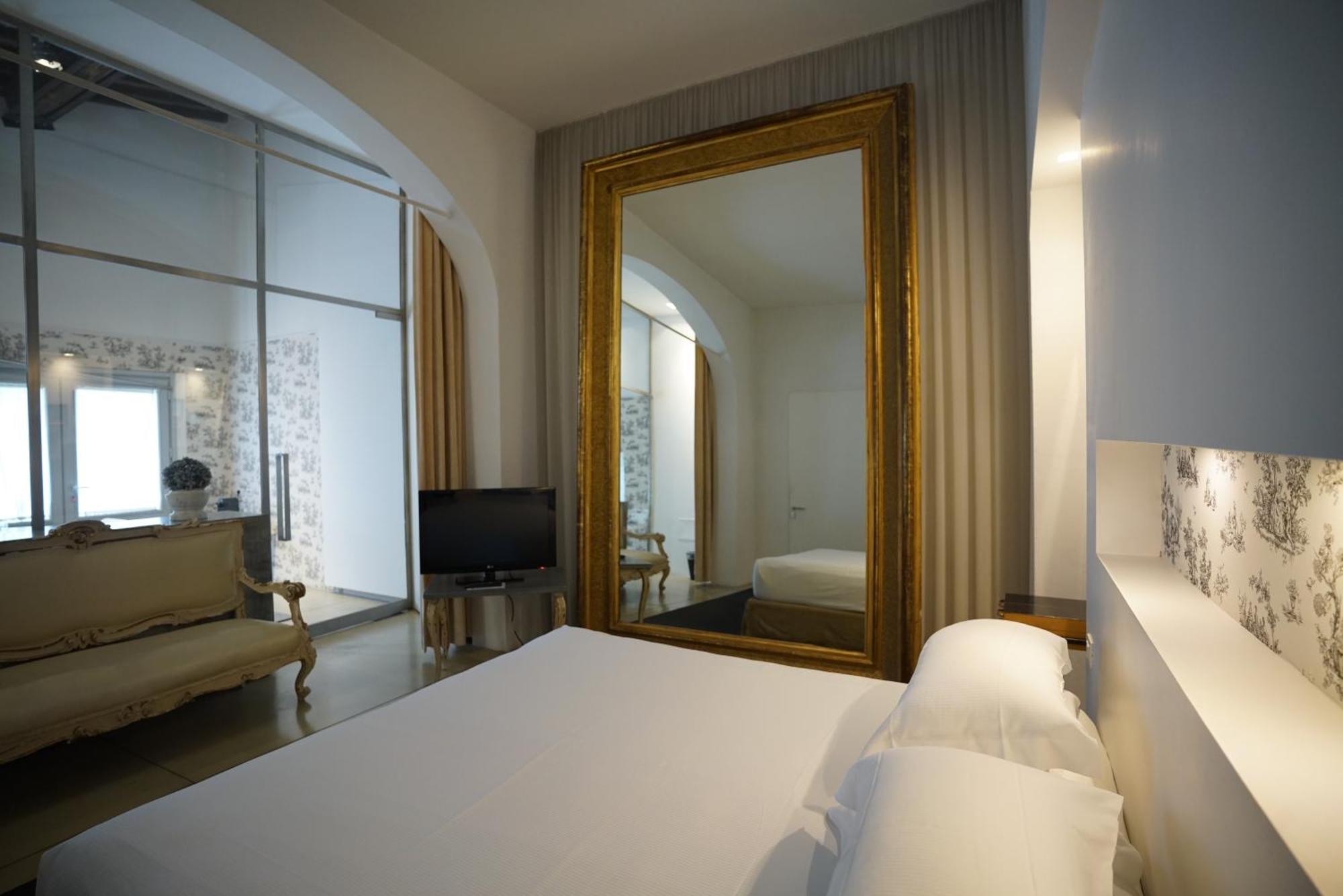 Riva Lofts Aparthotel Florence
