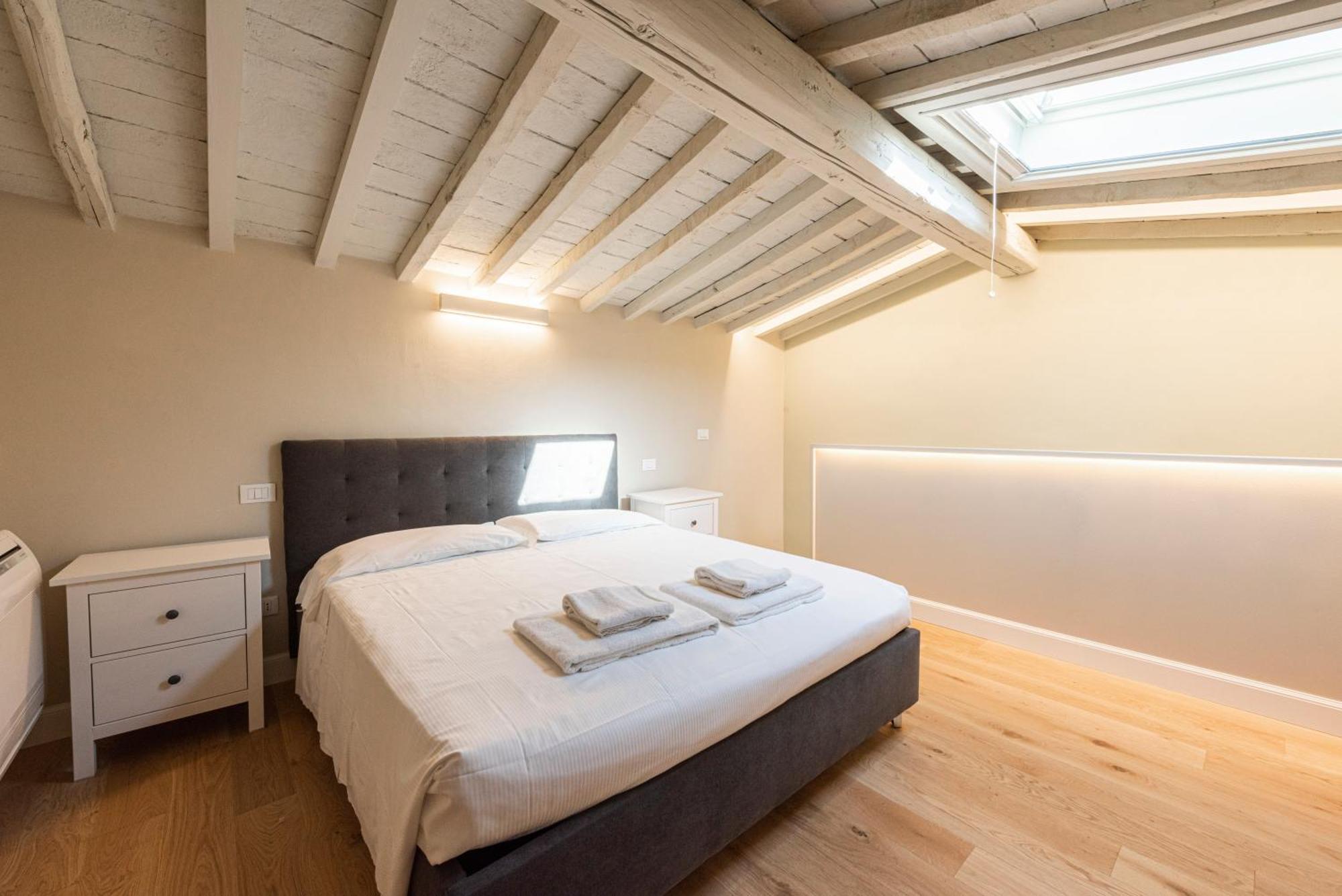 Pisana Modern By Mmega *