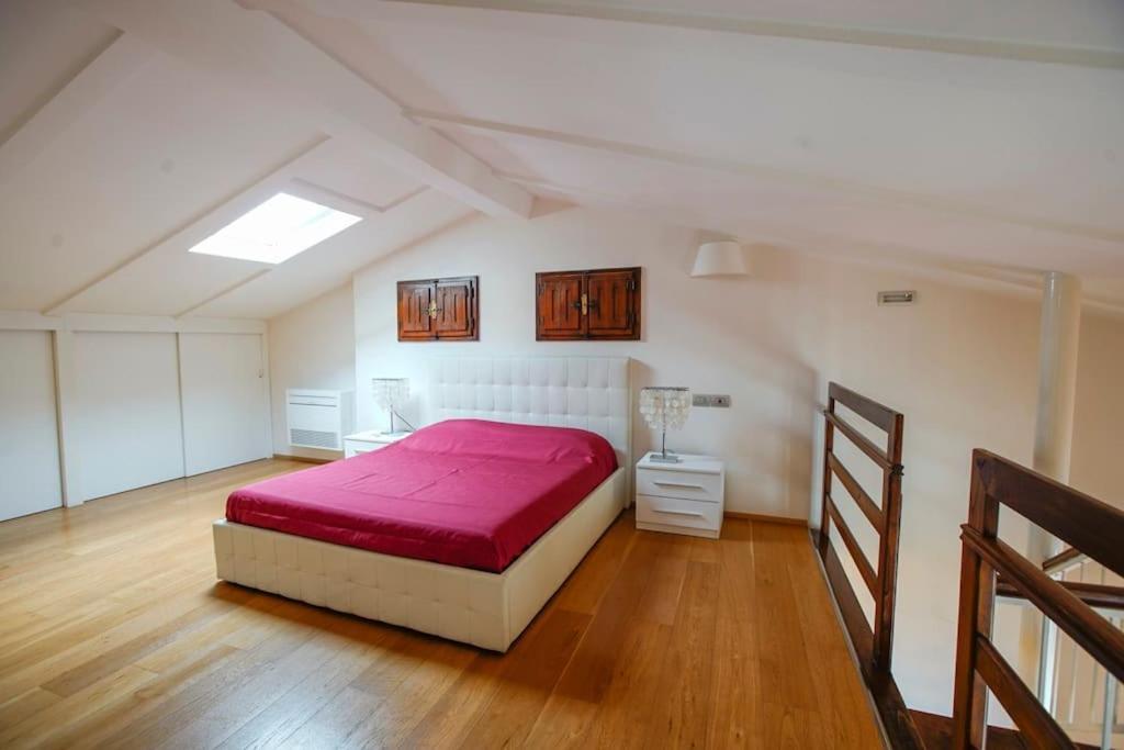 Ampio Bilocale Centralissimo, Appartement