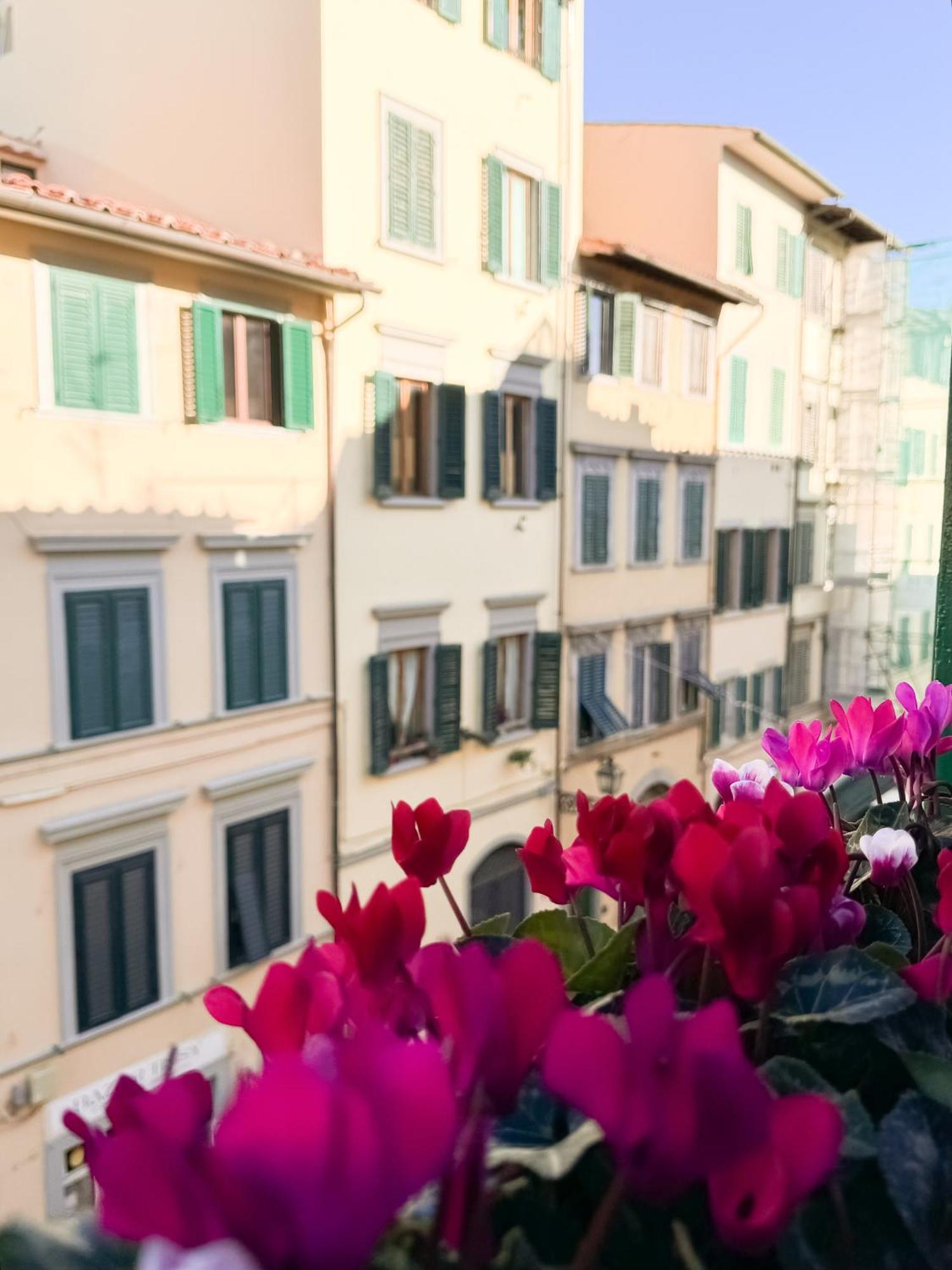 Couette-café Fiorentini - Stazione *