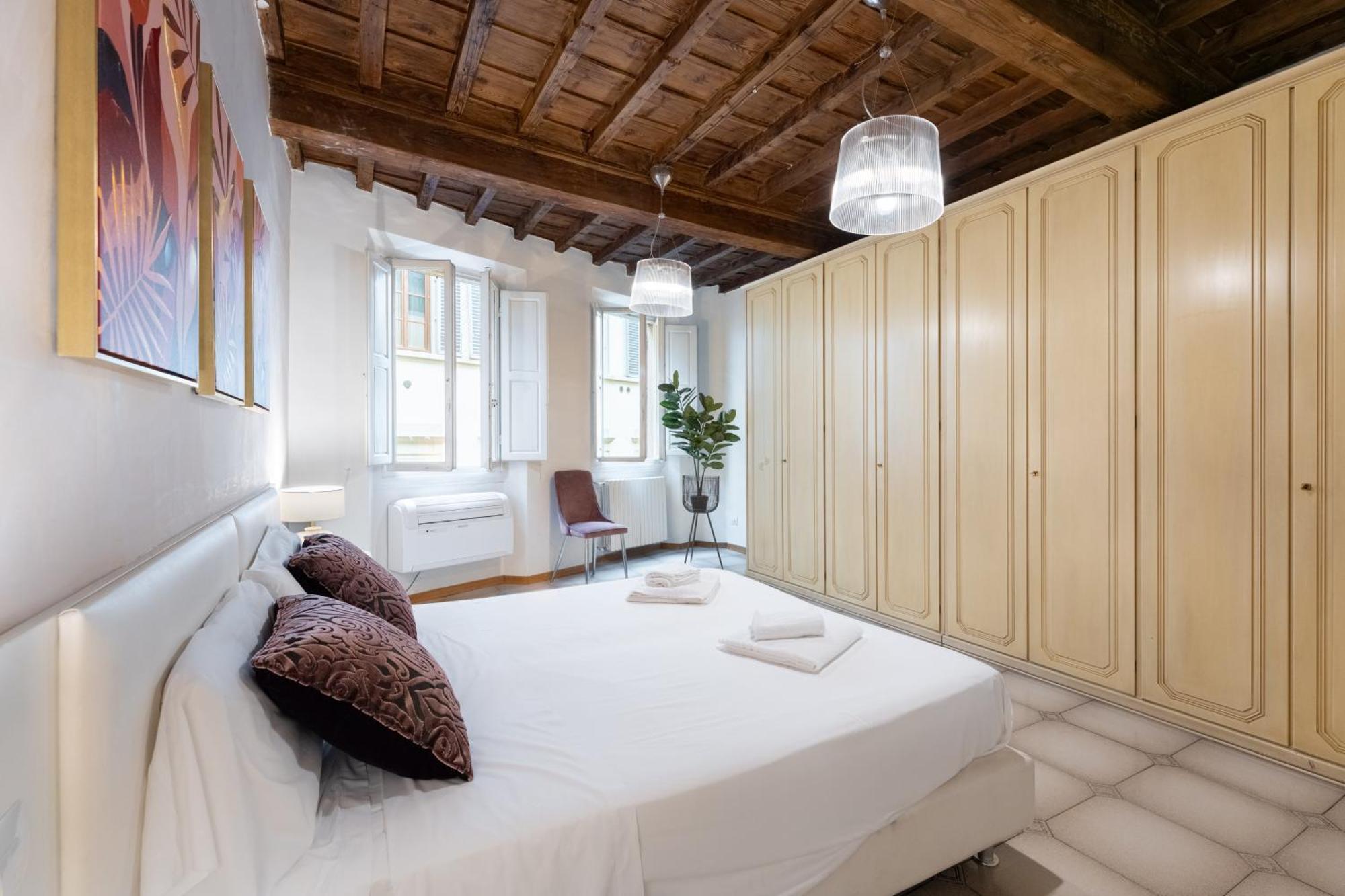 Appartement Via Sant'egidio, 3 - Spacious And Bright Just 300mt From The Duomo