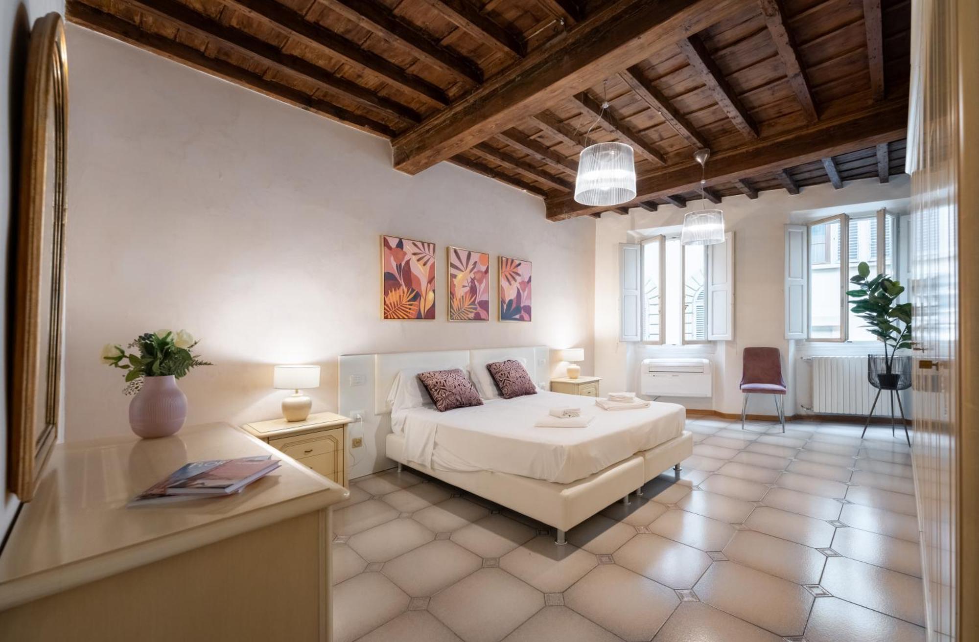 Via Sant'egidio, 3 - Spacious And Bright Just 300mt From The Duomo Appartement *