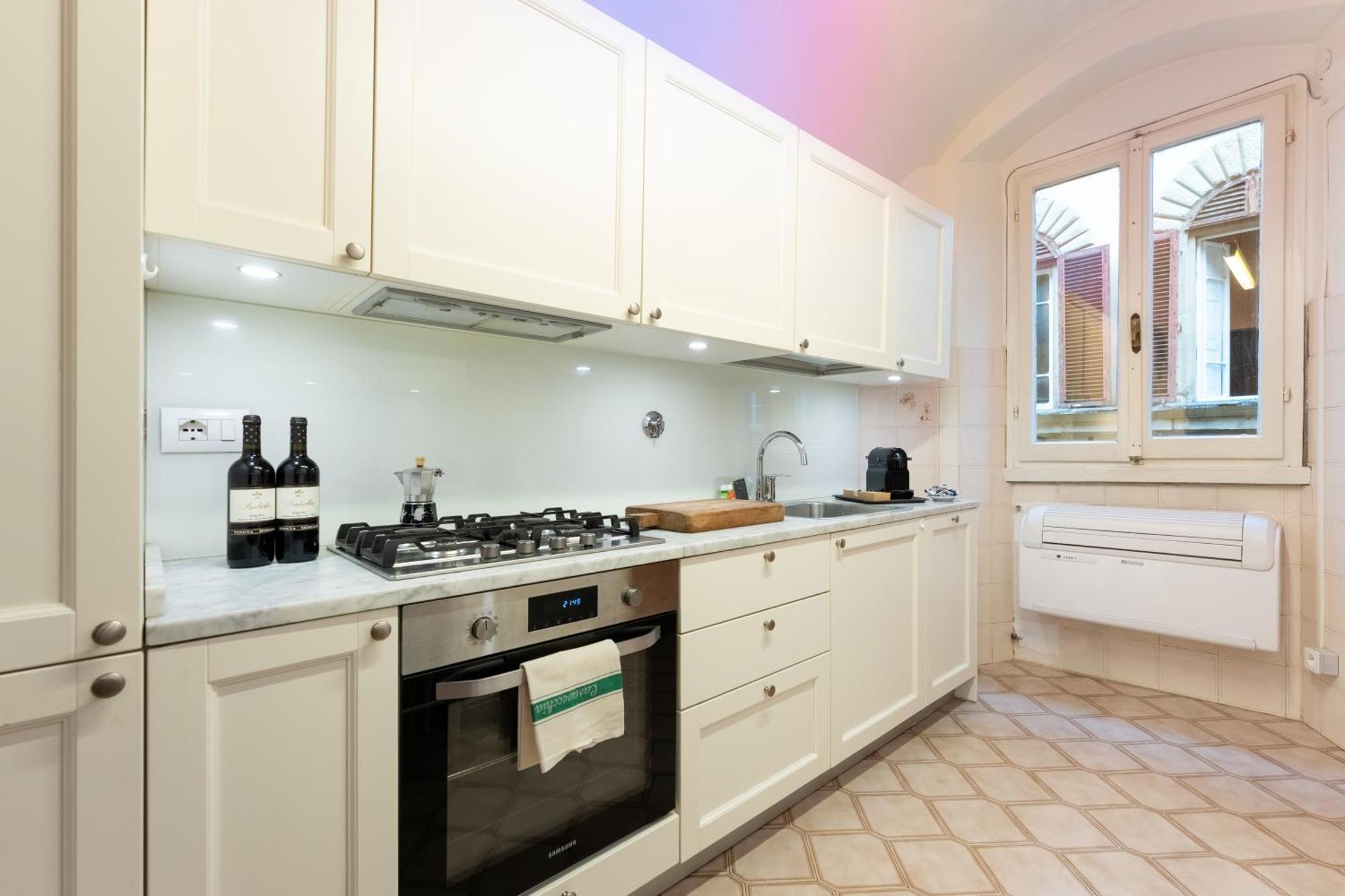 Appartement Via Sant'egidio, 3 - Spacious And Bright Just 300mt From The Duomo