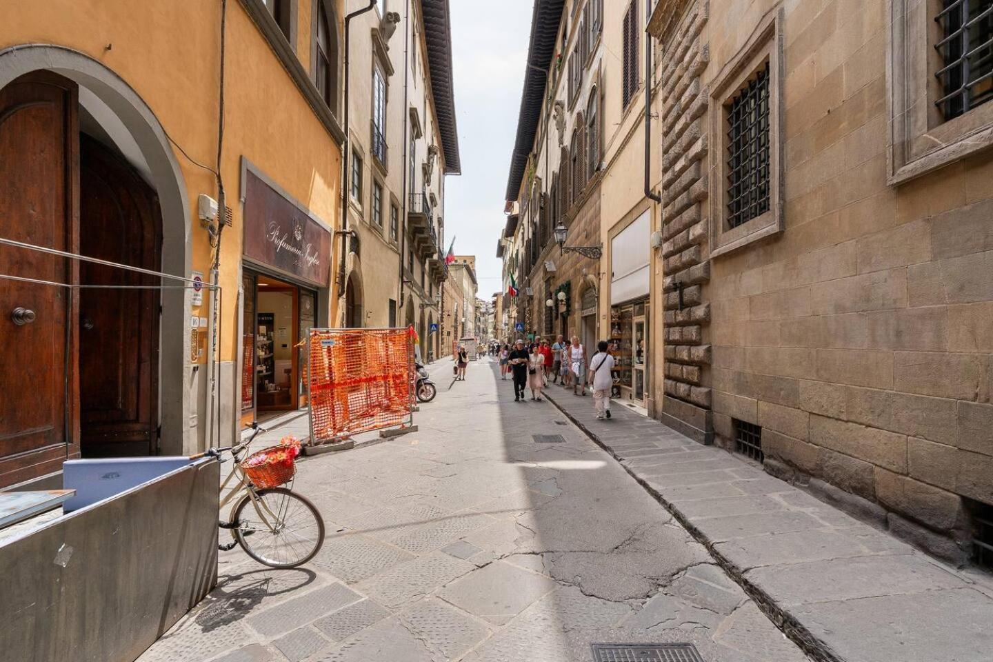 And Quiet Loft 5 Minutes Walk From The Duomo Apartamento Florença