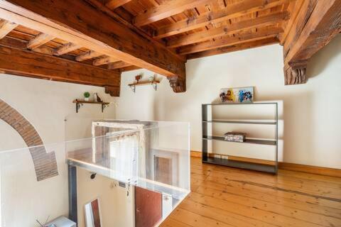 And Quiet Loft 5 Minutes Walk From The Duomo Apartamento Florença