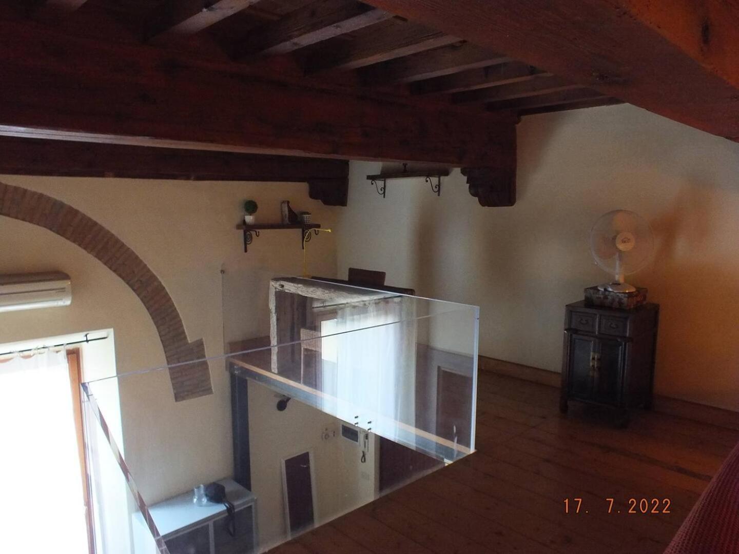 And Quiet Loft 5 Minutes Walk From The Duomo *