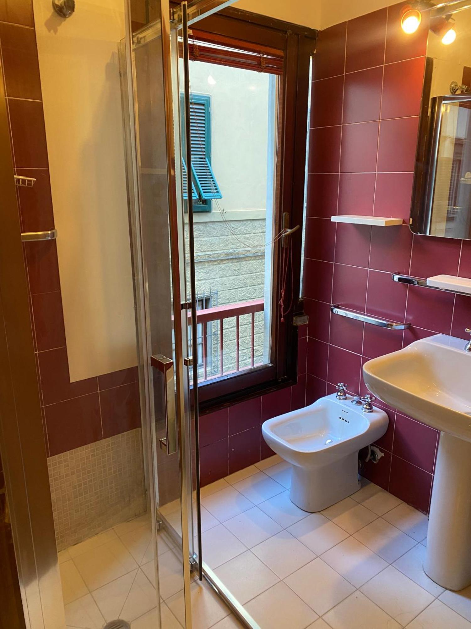 Cozy With Access To Garden Apartment
